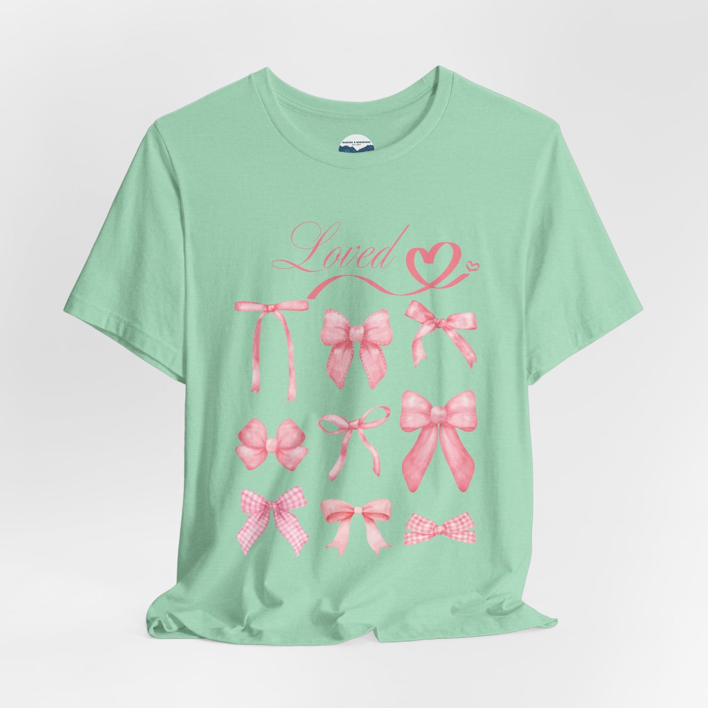 Loved, Bow